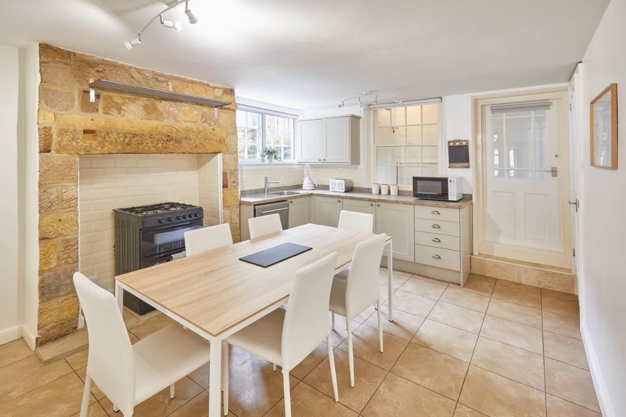 Host & Stay - Princess Place Townhouse Whitby Eksteriør billede