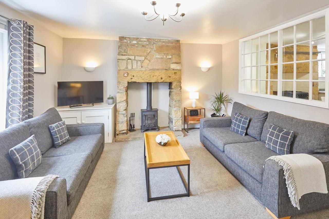 Host & Stay - Princess Place Townhouse Whitby Eksteriør billede